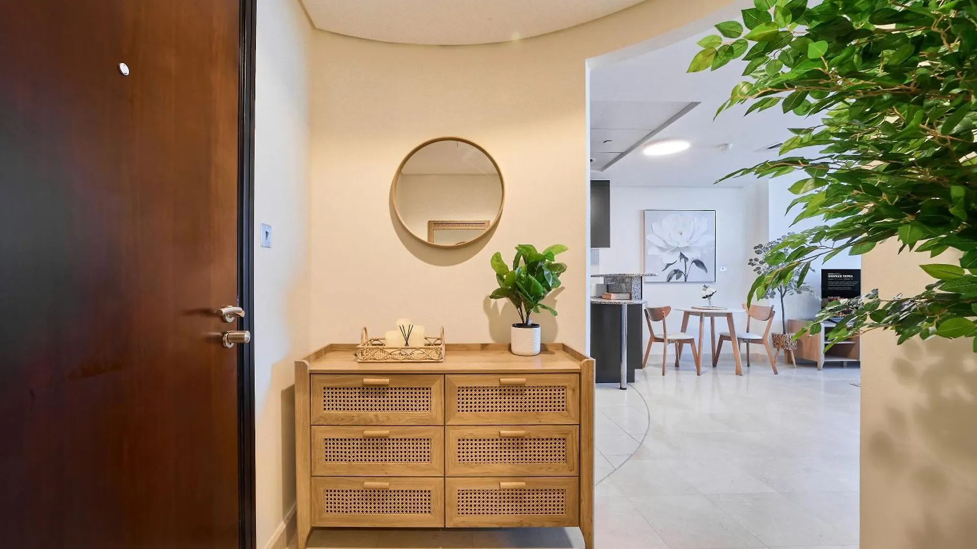 Sleek Difc Studio Perfect For Business & Leisure Dubai United Arab Emirates